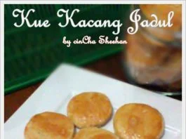 Kue Kacang Jadul by CinCha Sheehan