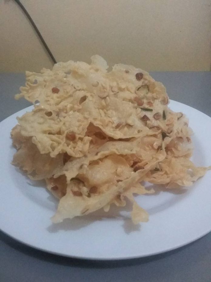 Peyek Kacang by Wulan Dari