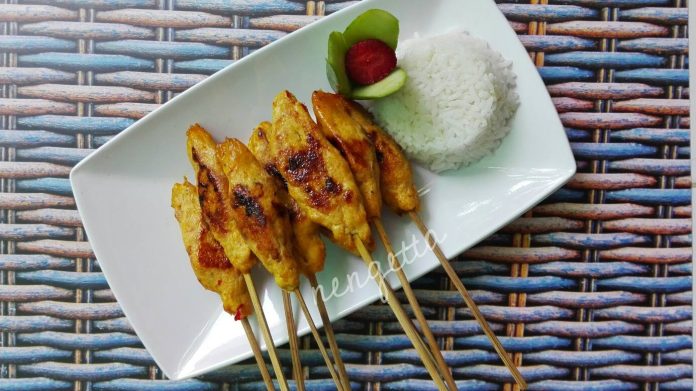 Sate Lilit Ayam Sate Lilit Ayam