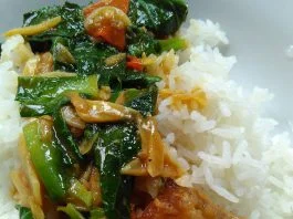 Tumis Ikan Pari dan Pokcoy by Mustika Susilo Putri