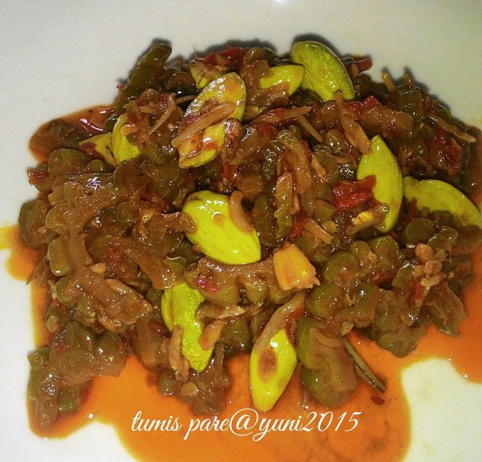 Tumis Paria by Yuni Mamah Ochin