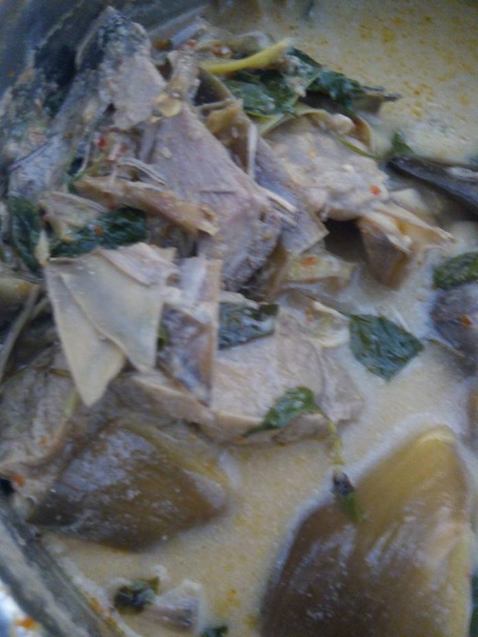 masak Jantung Pisang Bumbu Kemangi by Ning Tyas