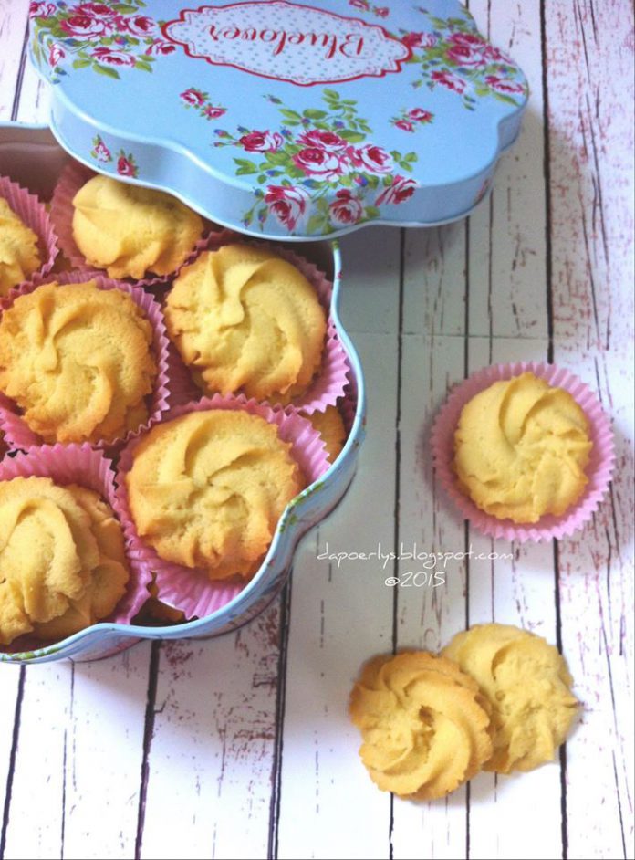 Classic Danish Butter Cookies by Lys Ty Classic Danish Butter Cookies by Lys Ty