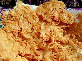 Rempeyek Rebon by Anggun Ningrum