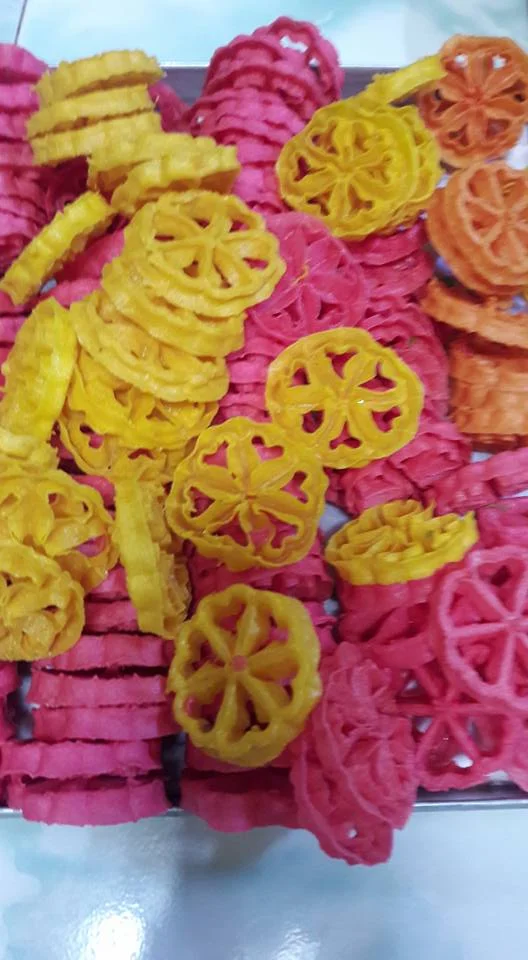 Kembang Goyang by Noni Herlita