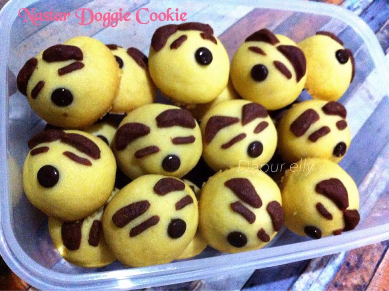 Nastar Doggie Cookies (Eggless Nastar Klasik) by Elyzabet Yoed