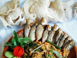 Urap Sayur ala Maks Shery by Aisyah Mulyadi