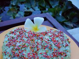 Bolu Kukus Pandan by Anne Rose