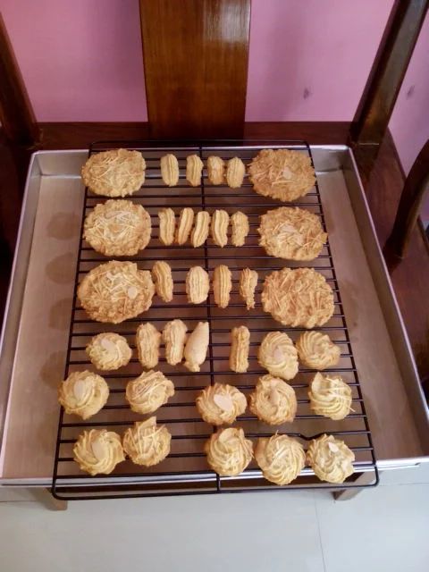 Kue Kacang Putih Telur by Yayah Juhriah