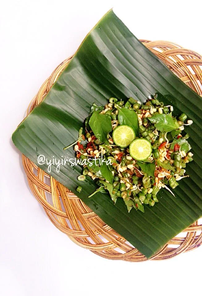 Pencok Kacang Panjang by Yiyin SwasTika