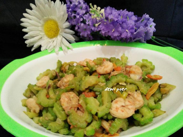 Tumis Pare by Anita Dewi Purwoko