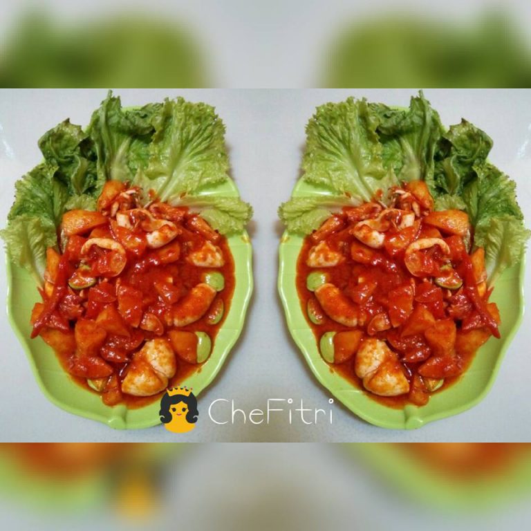 Cumi Pedas Saos Tiram mix Kentang dan Petai by ‘Fitri Sari Ramadhani’