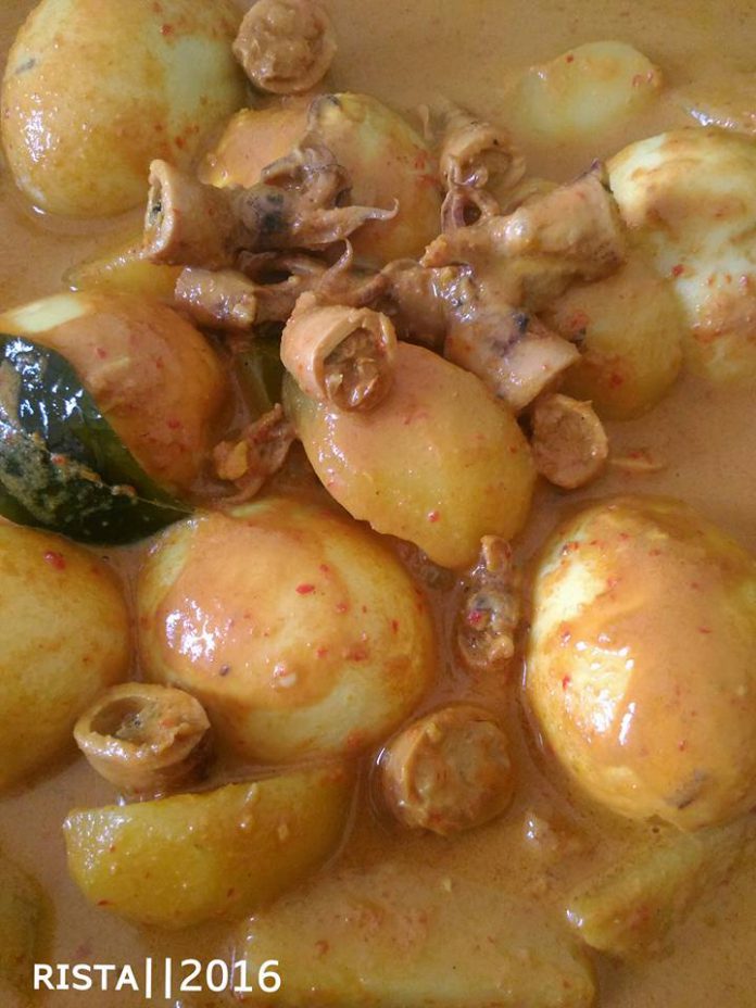 Gulai Kari Telur Cumi Asin by Rista Arumdapta Gulai Kari Telur Cumi Asin by Rista Arumdapta