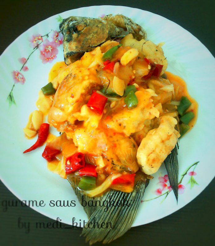 Gurame Saus Bangkok by Ma Dahlan Gurame Saus Bangkok by Ma Dahlan