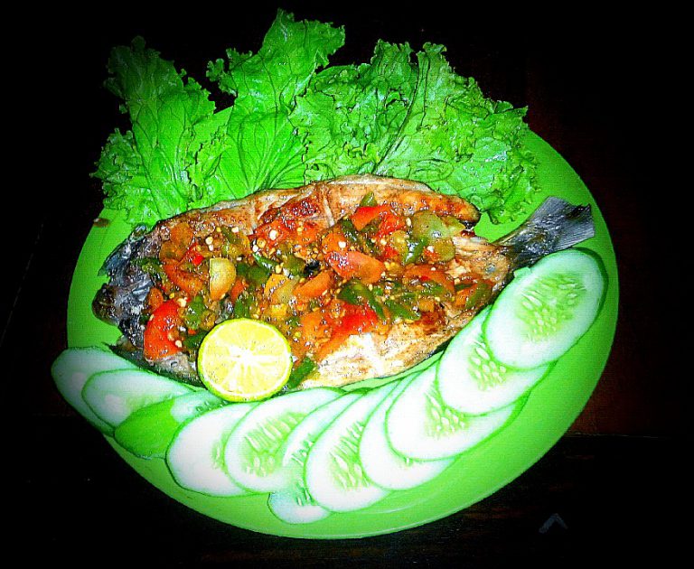Ikan Bandeng Bakar by Ernydar Irfan