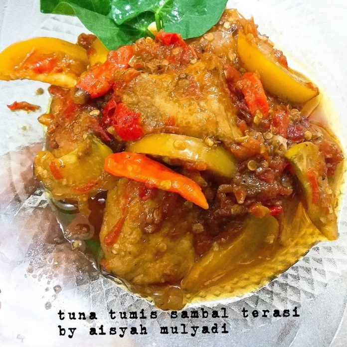 Ikan Tuna Tumis Sambal Terasi by Aisyah Mulyadi ...