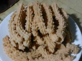 Kue Kering AKar kelapa by Yayang Nesya