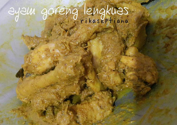 Ayam Goreng Lengkuas by Rika Septiana