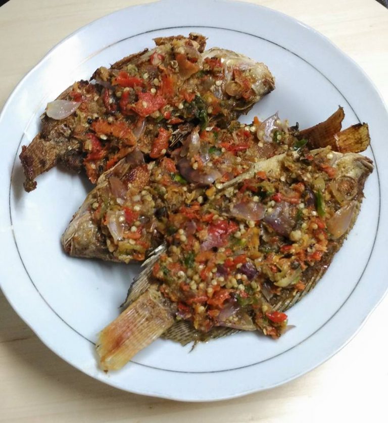 Pecak Ikan Mujair by Rini Rais