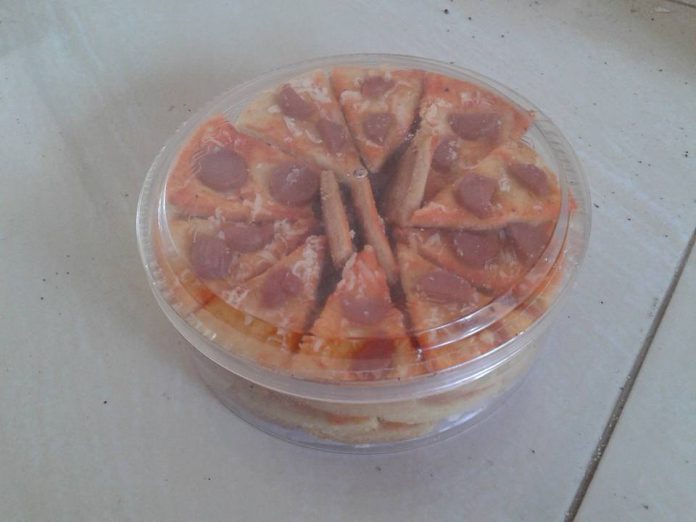 Pizza Cookies by Bundha Liswaty