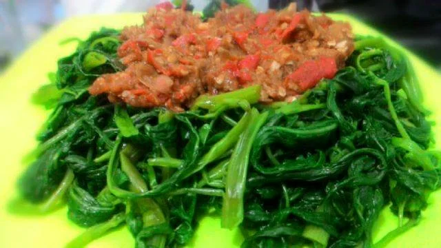 Plecing Kangkung (Bali) by Yuni Fayola Chickid's Plecing Kangkung (Bali) by Yuni Fayola Chickid's