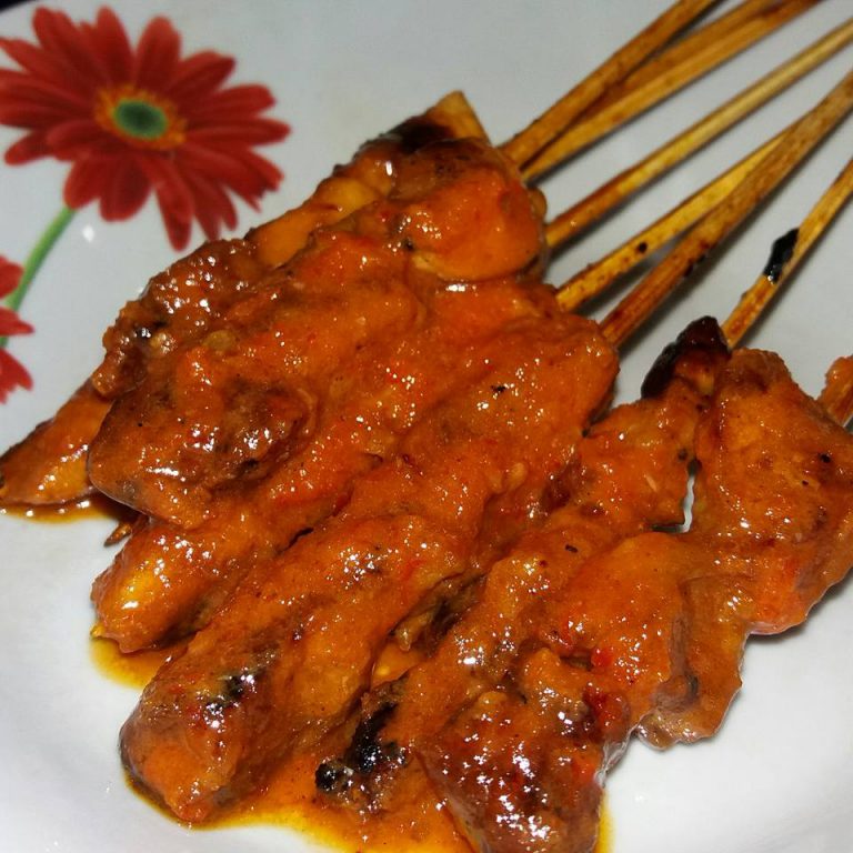 Sate Ayam Bumbu Plecing by Yustana Imawati