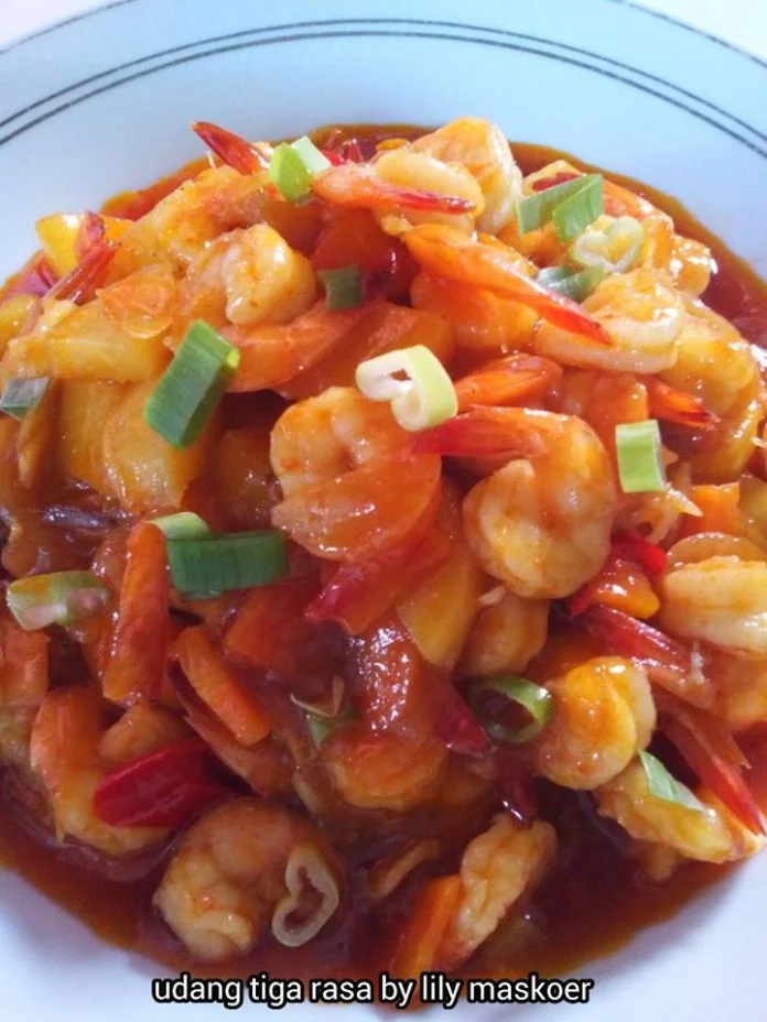 Udang Tiga Rasa by Lily Maskoer Udang Tiga Rasa by Lily Maskoer