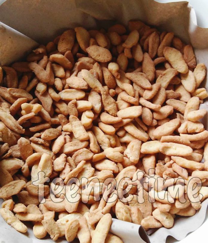 Biji Ketapang Simple by Teenee Ayangna Didie