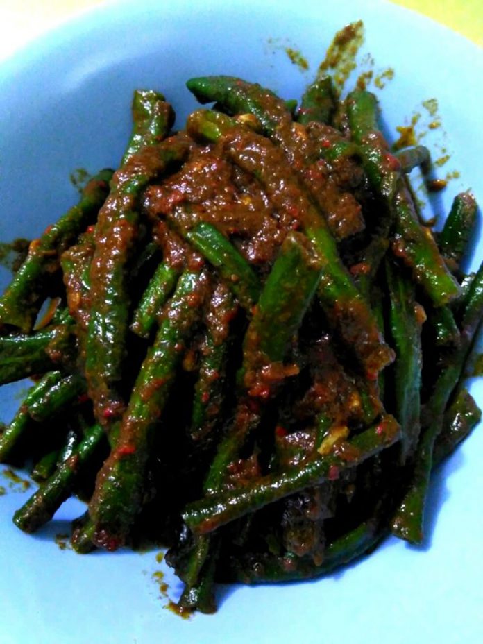 Rendang Kacang Panjang by Juliawati Bahrian Rendang Kacang Panjang by Juliawati Bahrian