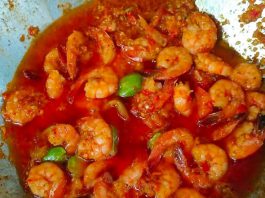 Balado Udang pete by Nana Mokalu