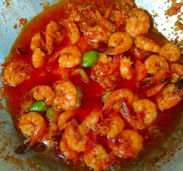 Balado Udang pete by Nana Mokalu