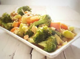 Cah Brokoli Kecap by Deisy SofiasSweet