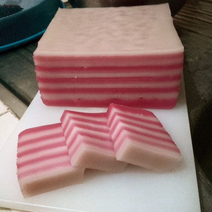 Kue Lapis by Maruko Shirley Chen