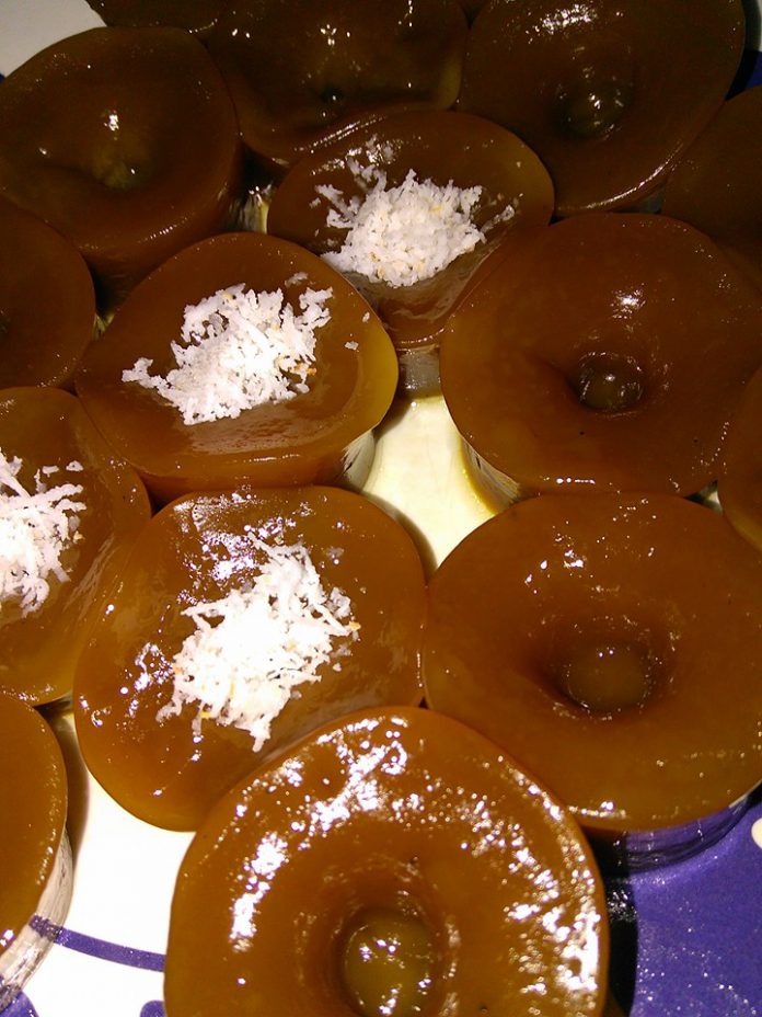 Kue Lumpang by Sari Suriani