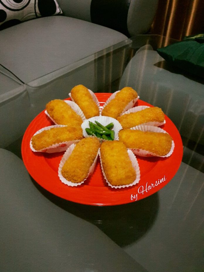 Risoles Isi Rogout Kentang by Harsini Tri Handayani 2 Risoles Isi Rogout Kentang by Harsini Tri Handayani