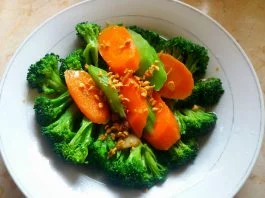 Tumis Brokoli Wortel by Ine JennYa MaCca