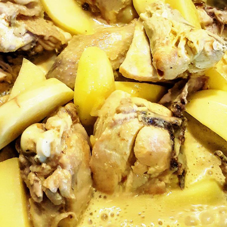 Ayam Semur Santan by Doni Kusumah