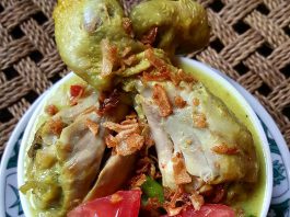 Ayam Soto Kuning by Doni Kusumah