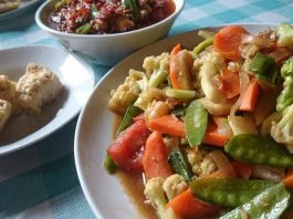 Capcay by Liza Mutiara