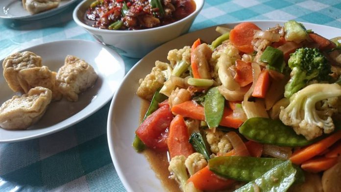 Capcay by Liza Mutiara