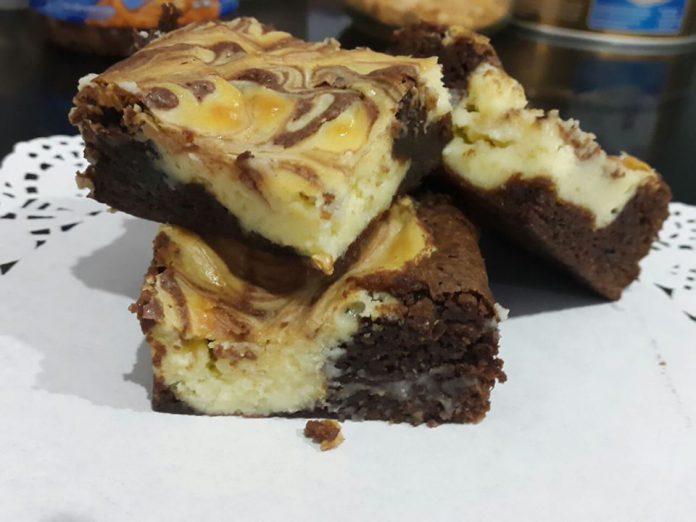 Cheesecake Brownies by Ratnawati Adi Santoso Cheesecake Brownies by Ratnawati Adi Santoso