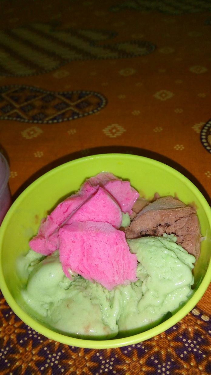 Ice Cream Homemade by Septi Wiwit Ambarwati Ice Cream Homemade by Septi Wiwit Ambarwati
