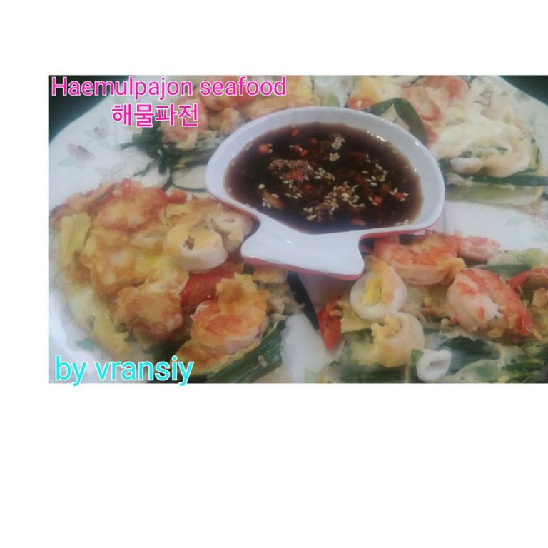 Seafood Pancake (Haemulpajon) by Dapur Yoga