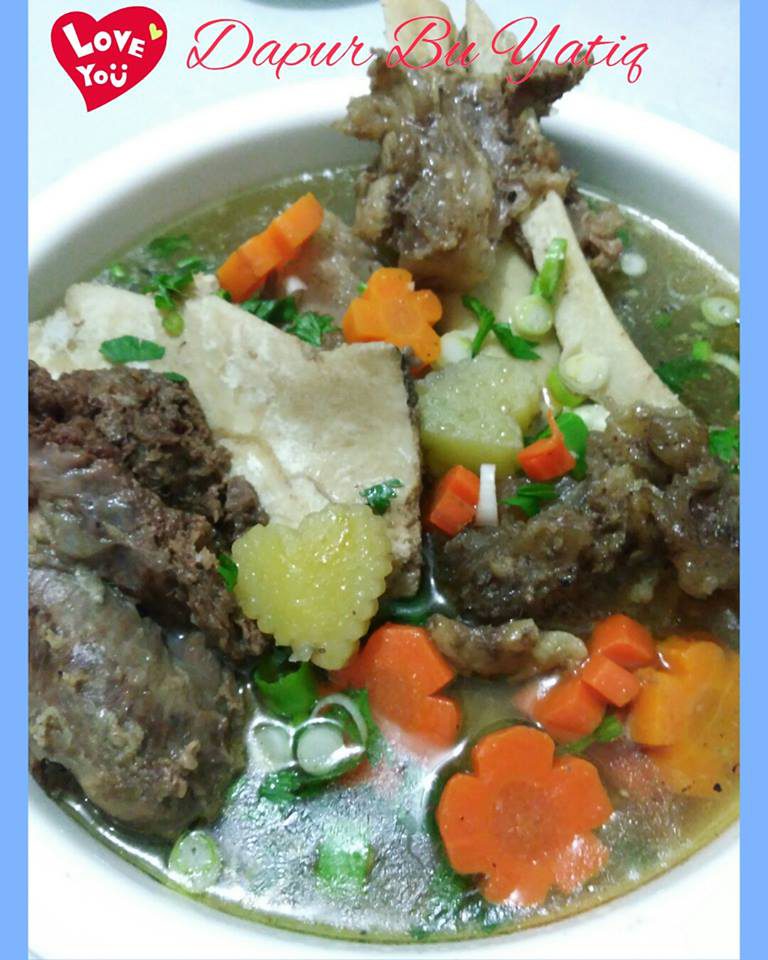 Sop Tulang Sapi by Yati Suryati