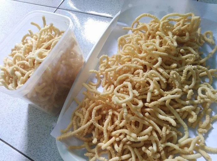 Akar kelapa Keju by Octariany Dc