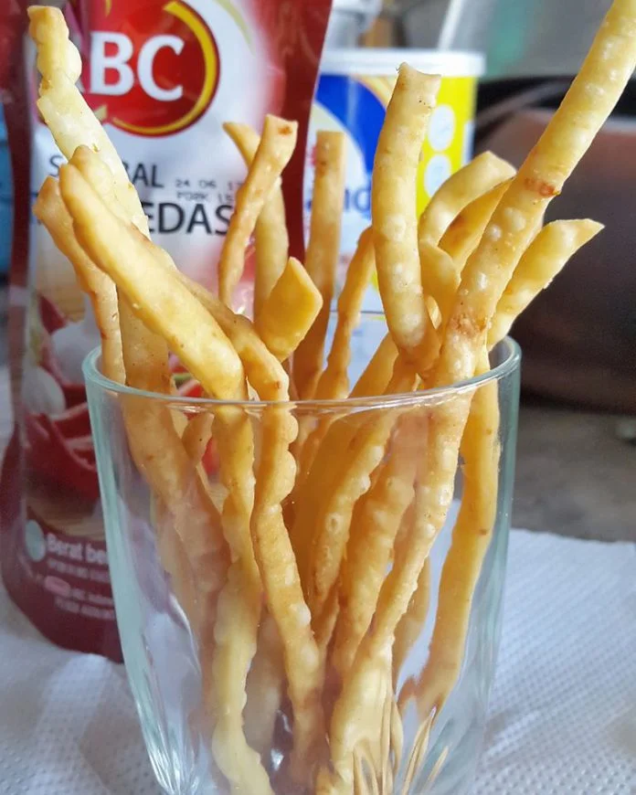 Cheese Stick Duo Bawang by Kiromatil Baroroh