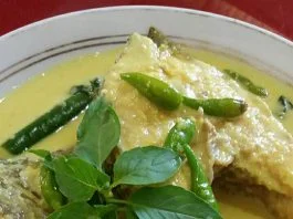 Gulai kuning/Gulai Masin Ikan Kakap Putih by Lily Maskoer