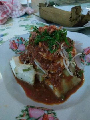 Lontong Tahu Khas Blora By Zita Riga Agustina