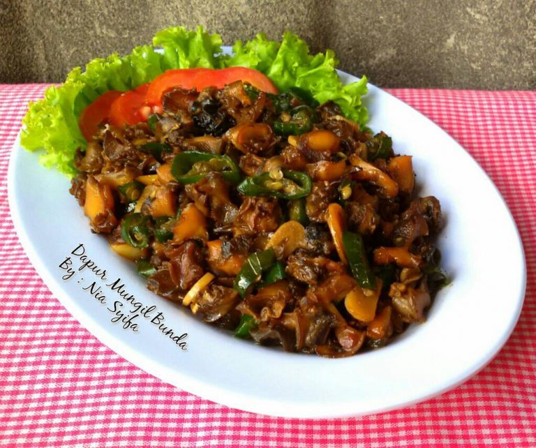 Tumis Keong Cabe Hijau by Nia Syifa