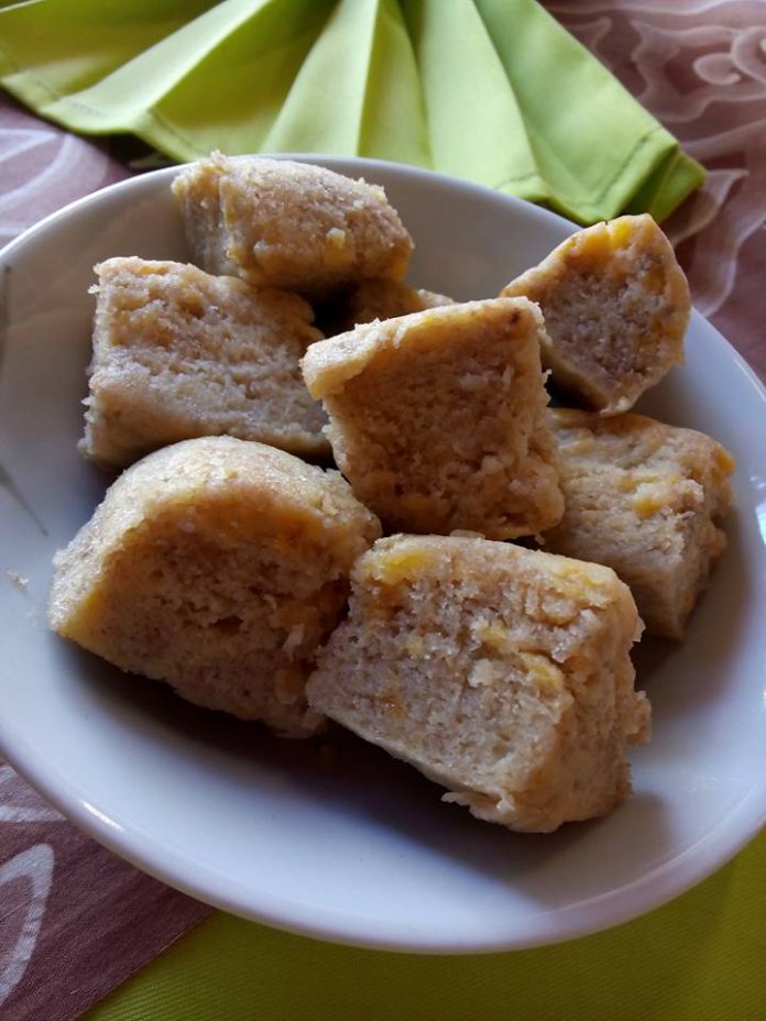 Bolu Pisang Kukus Sederhana by Yadviga Gregoria Lewar Bolu Pisang Kukus Sederhana by Yadviga Gregoria Lewar